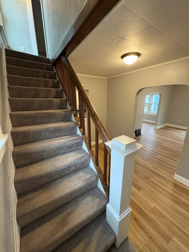 Photo - 2 Bed House for Rent!