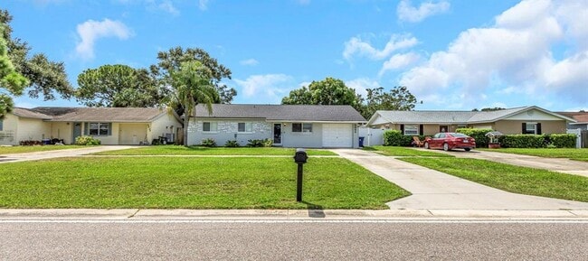 Photo - 6842 62nd Ave N