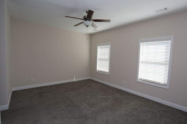 Photo - 3 Bedroom Brick House in SEB School District Available NOW