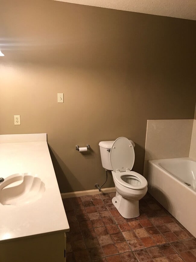 Photo - 2123 Jackson St Unit A