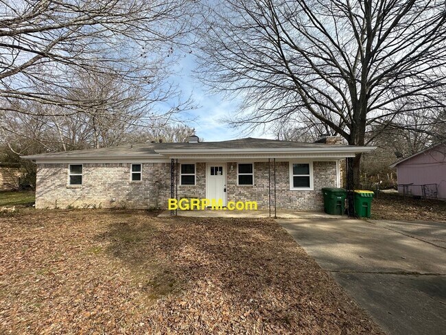 Building Photo - 6 Waterfront Dr