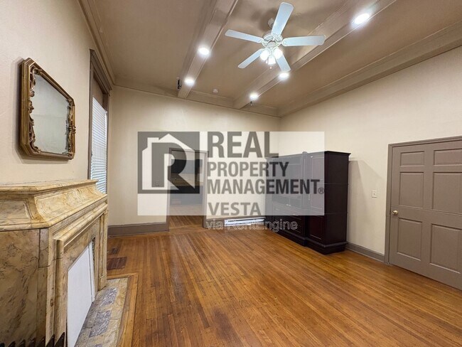 Photo - 420 College St Unit A