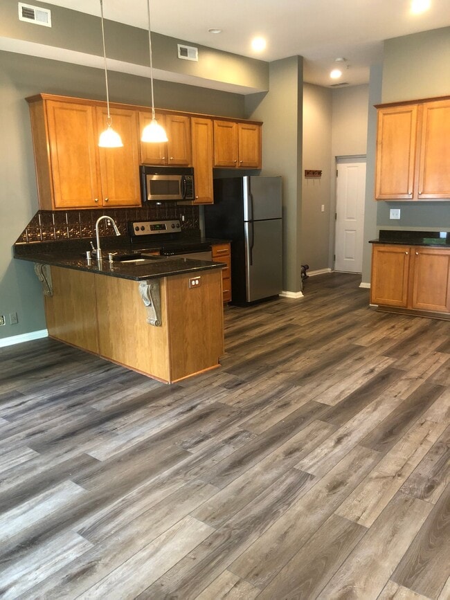 Photo - 9438 Norton Commons Blvd