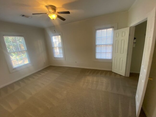 Photo - Large home located at 109 River Park Drive