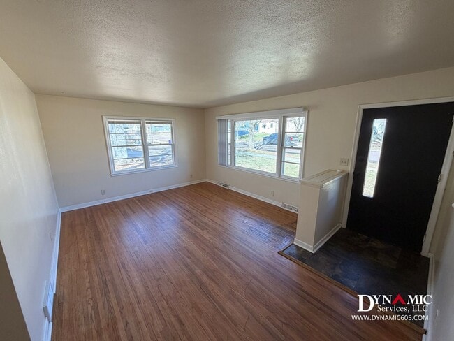 Photo - Updated 4+ Bedroom, 2 Bathroom House By Augustana University