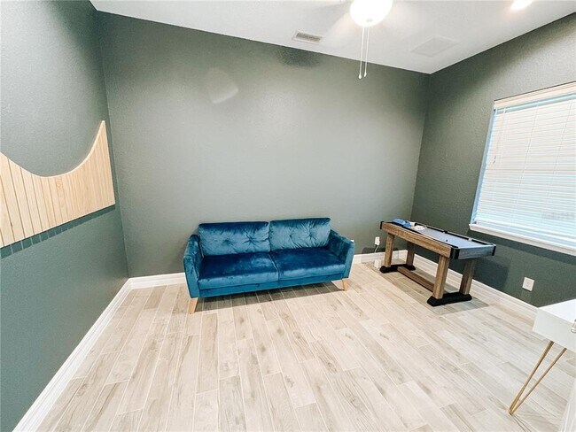 Photo - 14377 Overlook Ave