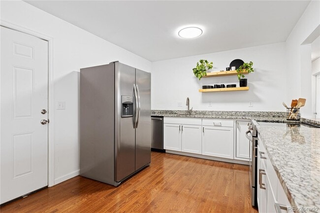 Building Photo - 49 S Hazel Ct Rental