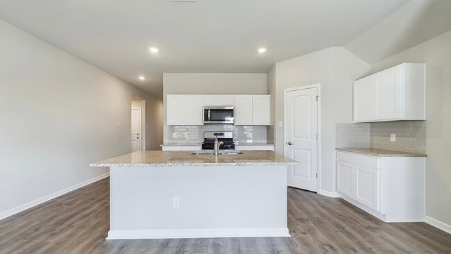 Photo - 105 Whirlaway Dr