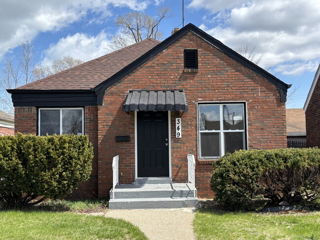 Spacious home in Gary! - Spacious home in Gary!