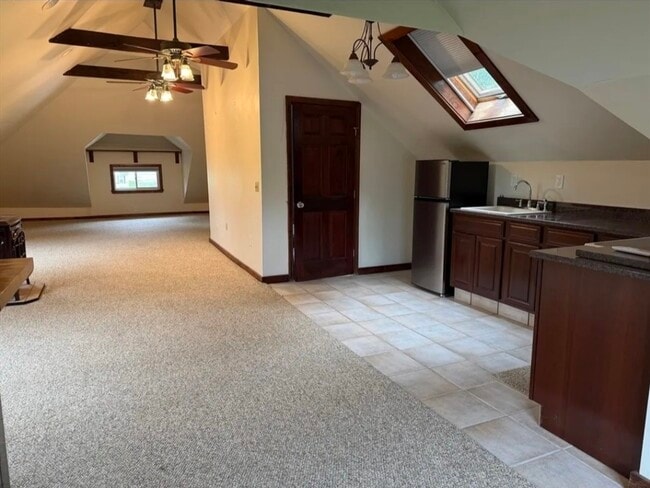 Photo - 612 Grove St