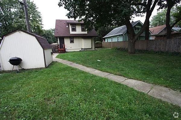 Building Photo - 4 Bedroom  2 Bath Hamline-Midway Neighborhood Rental