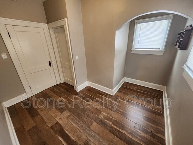 Photo - 1419 S 11th 1/2 St