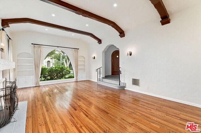 Photo - 6348 Colgate Ave