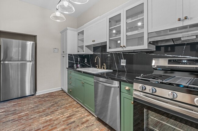 Photo - Condo in the heart of Ghent!
