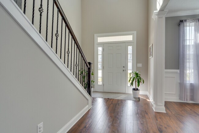Photo - 1030 Ardrey Cir