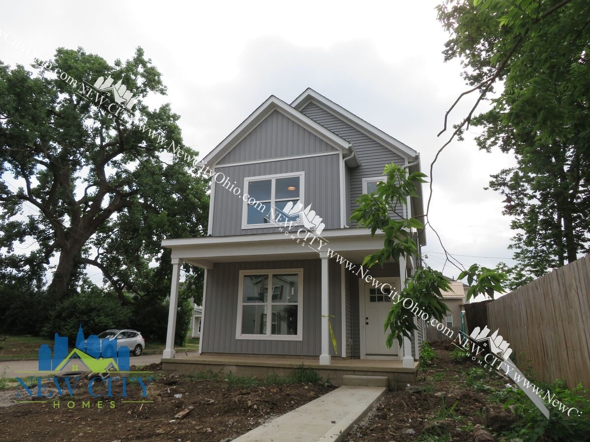 Photo - Coming Soon! Newly Built 3 Bedroom 2.5 Bat... House