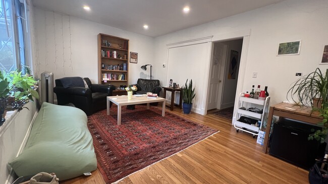Building Photo - 24 Chetwynd Rd Rental