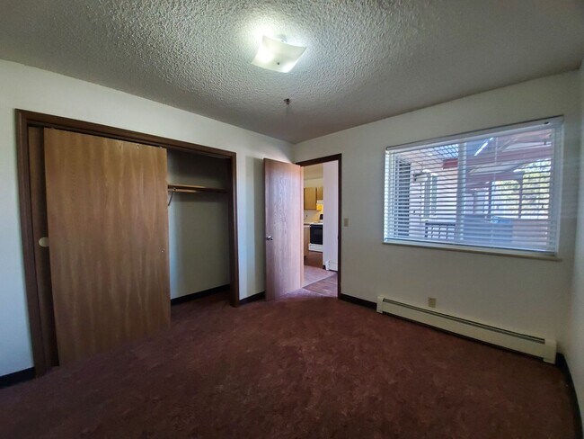 Riverbend Apartments