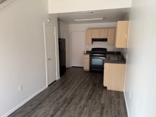 Building Photo - Medlin Square