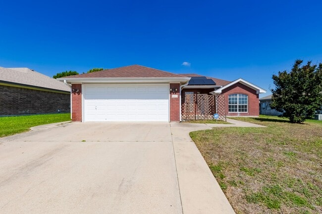 Building Photo - 4403 Foster Ln
