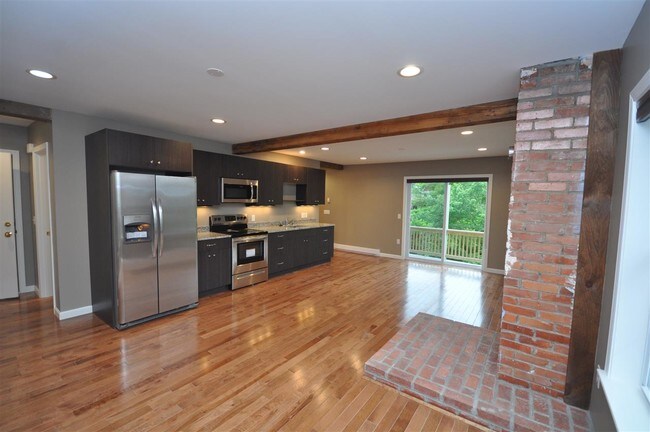 Photo - 16 Central St Unidad 2B