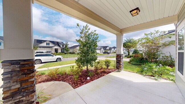 Photo - 167 Windermere Way