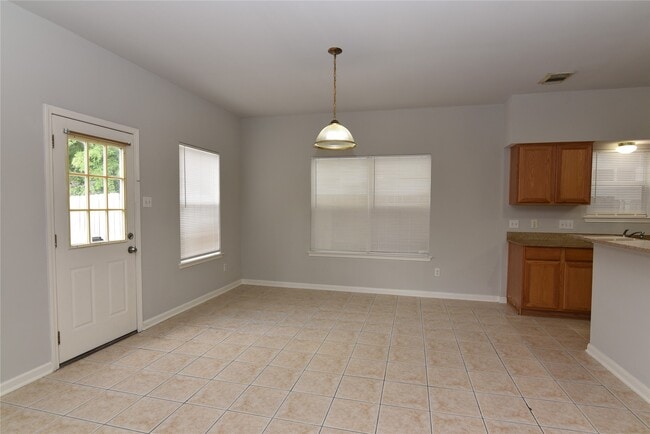 Photo - 6807 Turtlewood Dr