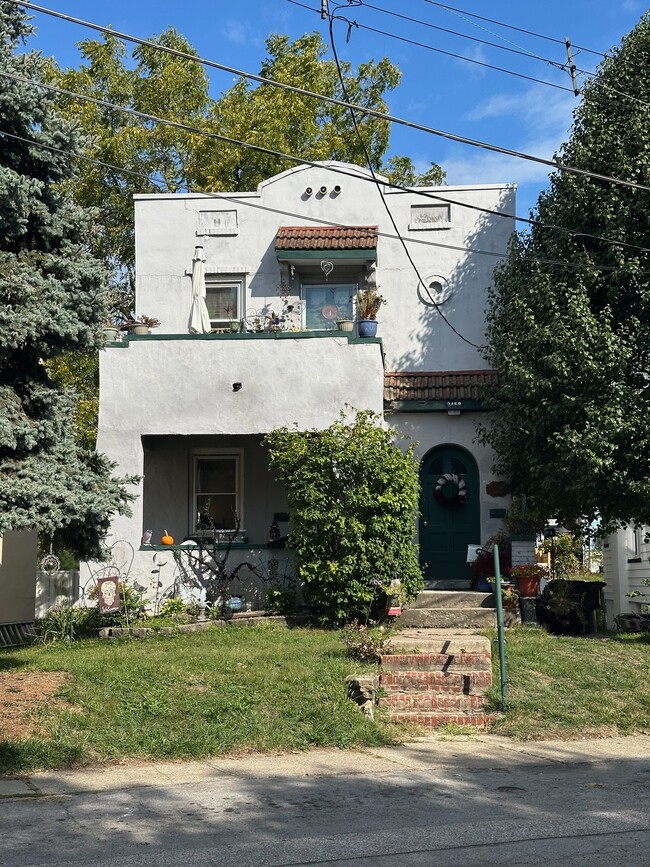 Building Photo - 2458 Duck Creek Rd Unit 1
