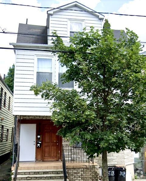 Building Photo - 818 S 18th St Rental