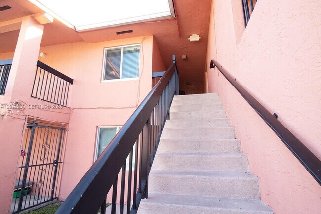 Photo - 2020 NW 119th St