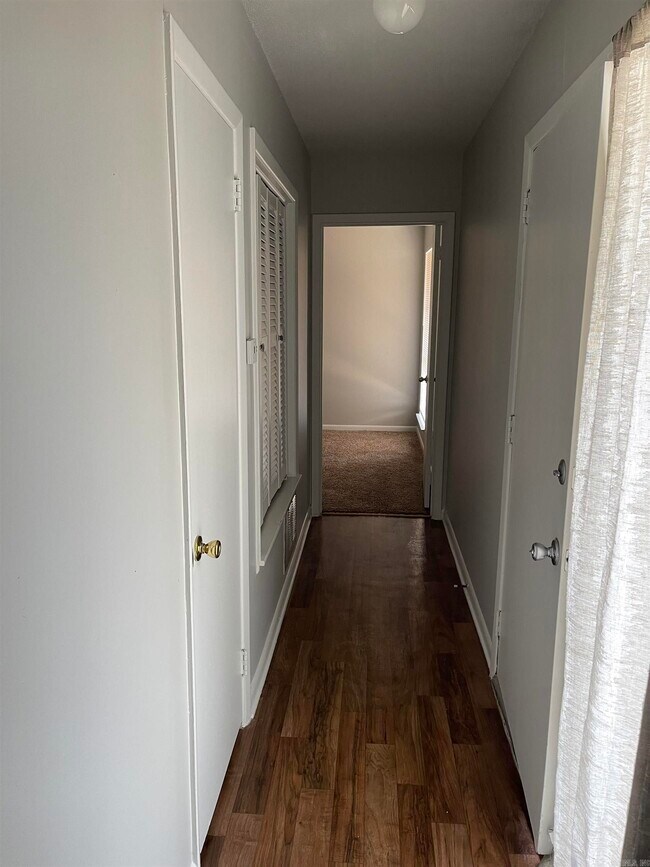 Photo - 1920 Kavanaugh Blvd Unidad 1