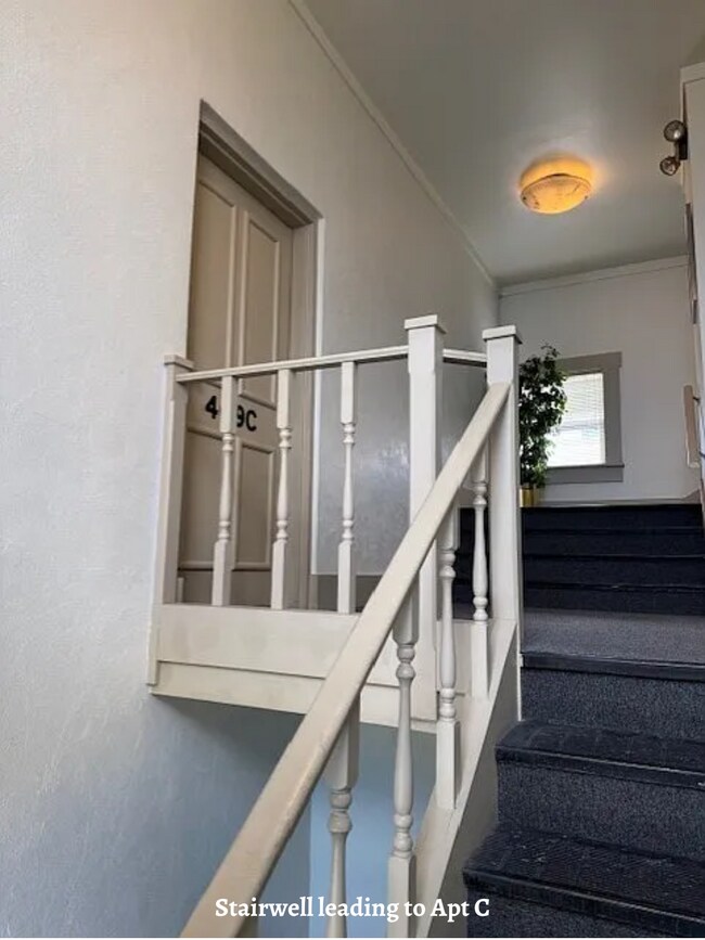 6th Street Apartments