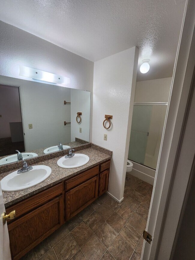 Photo - 6785 Indian Dr