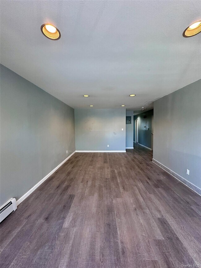 Photo - 149-12 83rd St