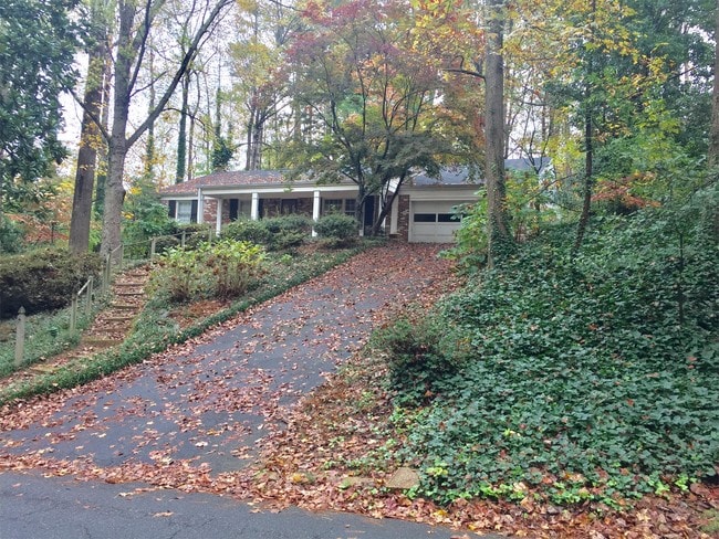 Photo - 4625 Kings Down Rd