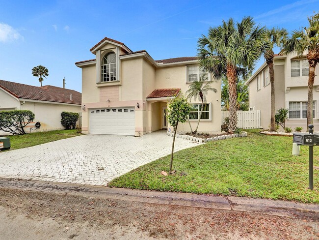 Photo - 613 NW 135th Ter