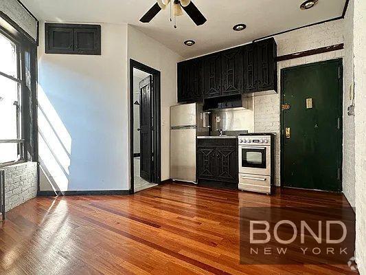 Building Photo - 520 E 14th St Unit 19 Rental