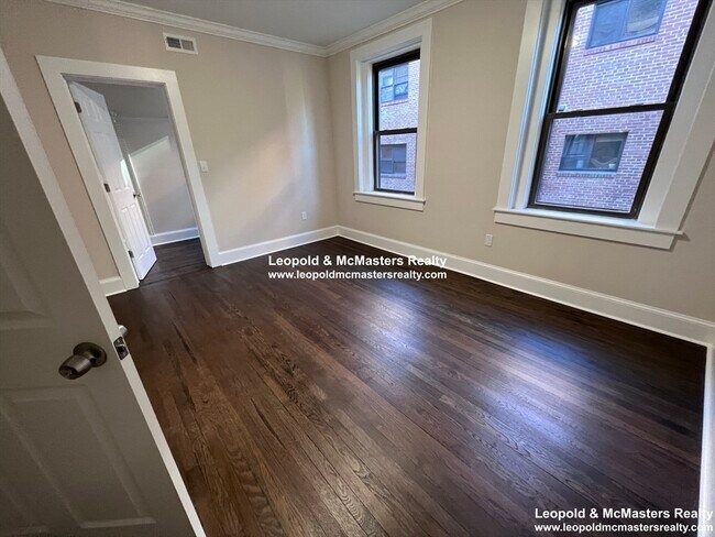 Photo - 72 Longwood Ave Unit 3