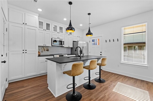 Photo - 913 S Wichita Ave