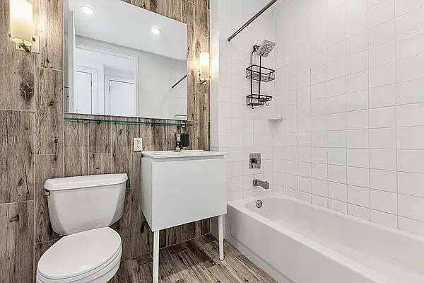 Photo - 53 W Broadway Unit 1108