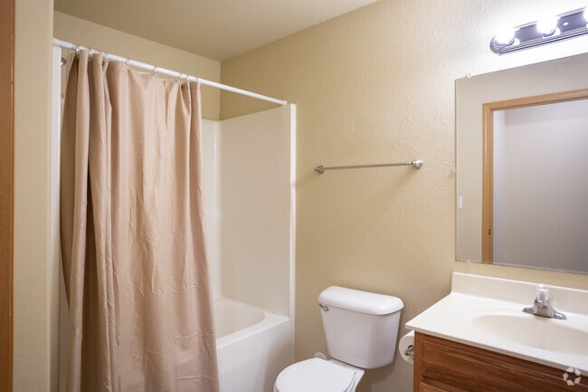 2HAB, 2BA - 900 ft²