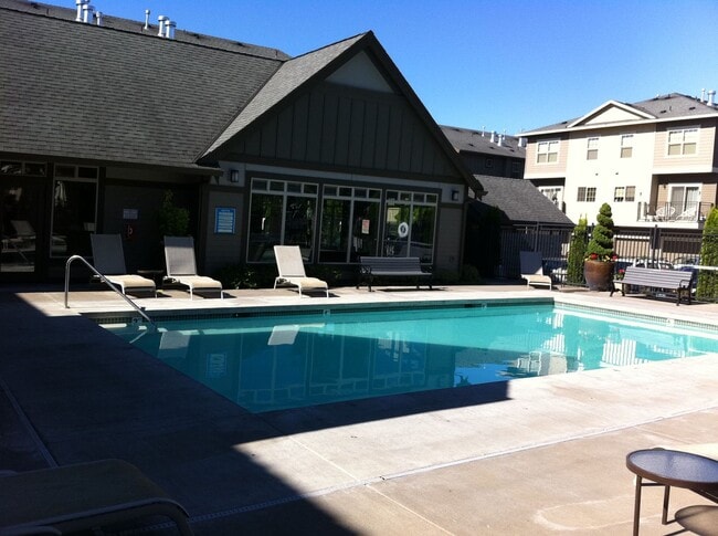 Photo - Beaverton Luxury Condo - Tanasbourne area