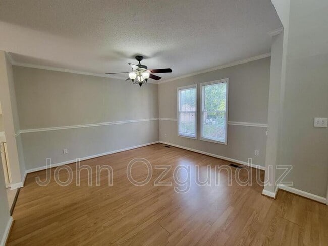 Photo - 709 Cattail Cir