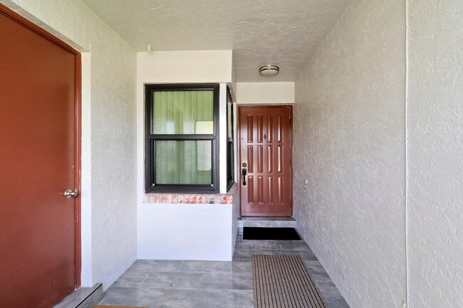 Photo - 148 Moccasin Trail S