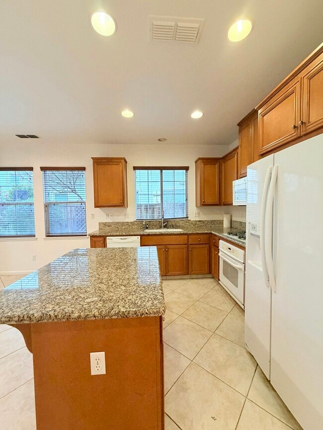 Photo - 252 W Terraza Way