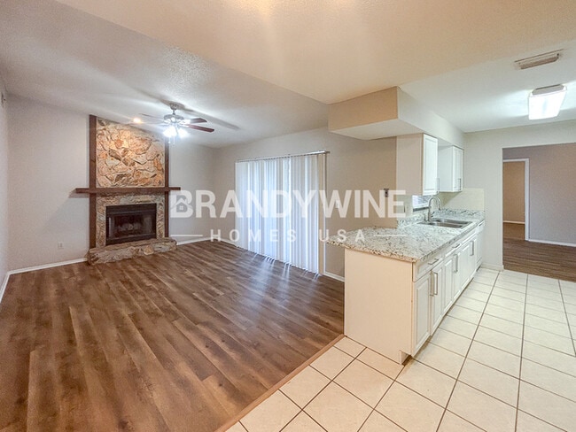 Photo - 11206 Fiddlewood Dr