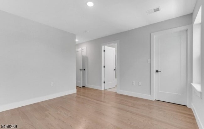 Photo - 213 Pine St Unit 1