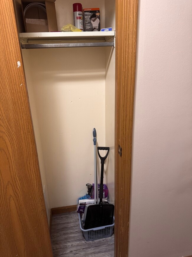 Photo - 700 N Adelaide St