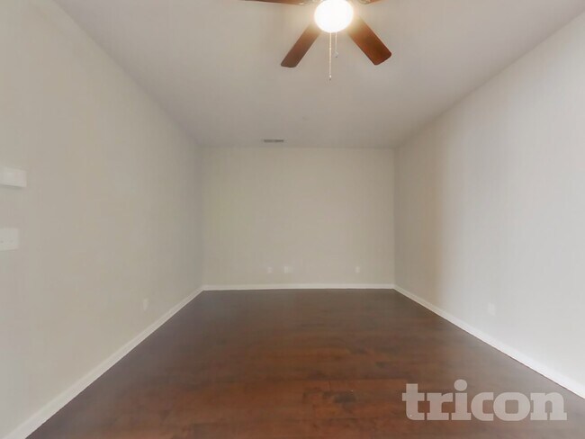 Photo - 508 Hickory Leaf Ct