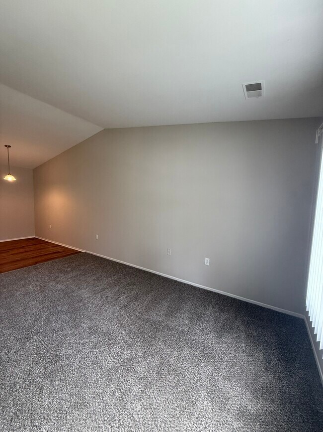 Photo - 1256 Oxford Manor Ct